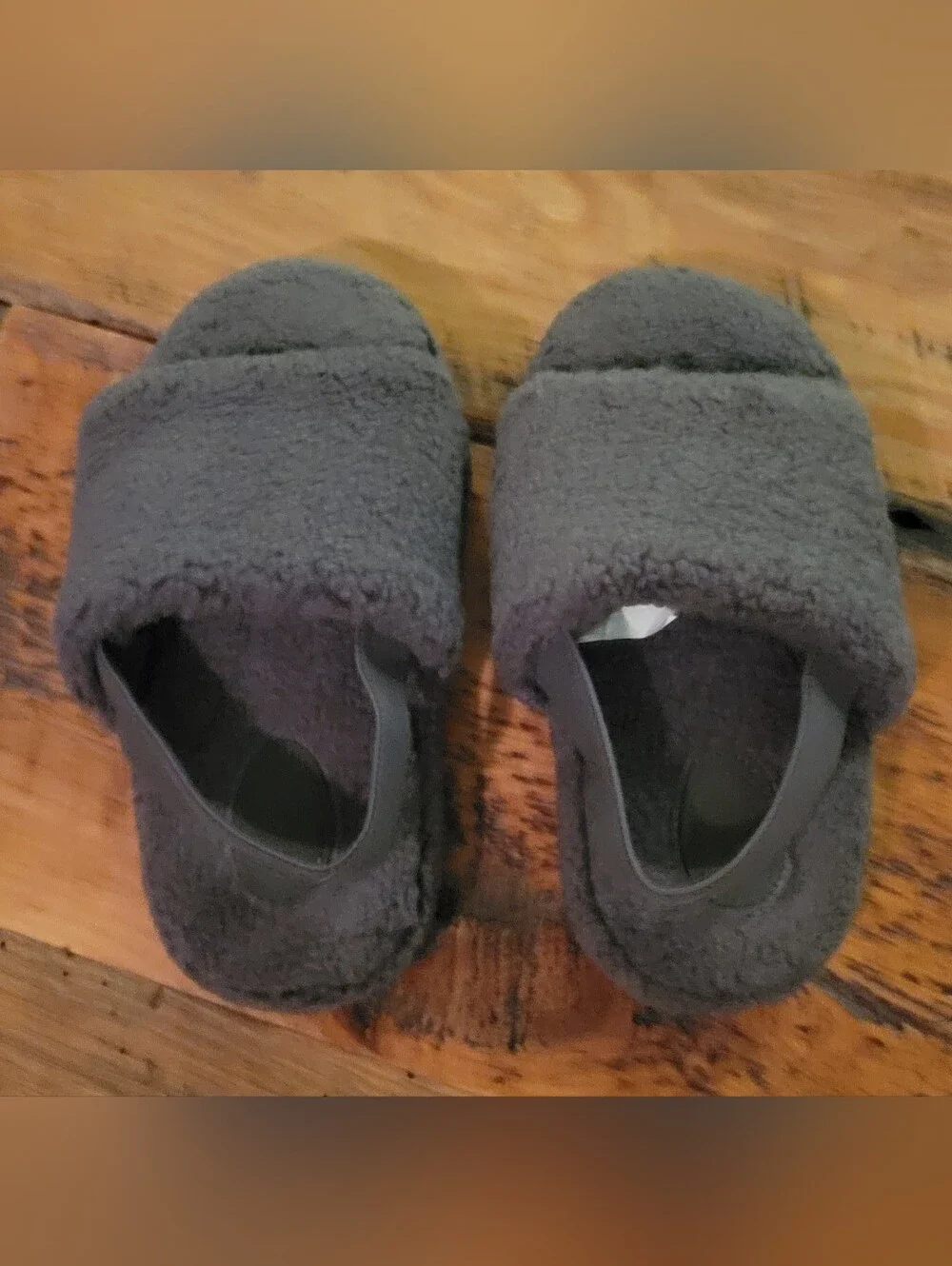 Kid's SLIPPERS, Cat & Jack, Size XL 11/12
